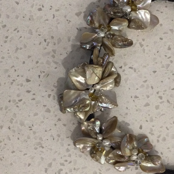 NECKLACES FLORALS - Picture 8 of 15